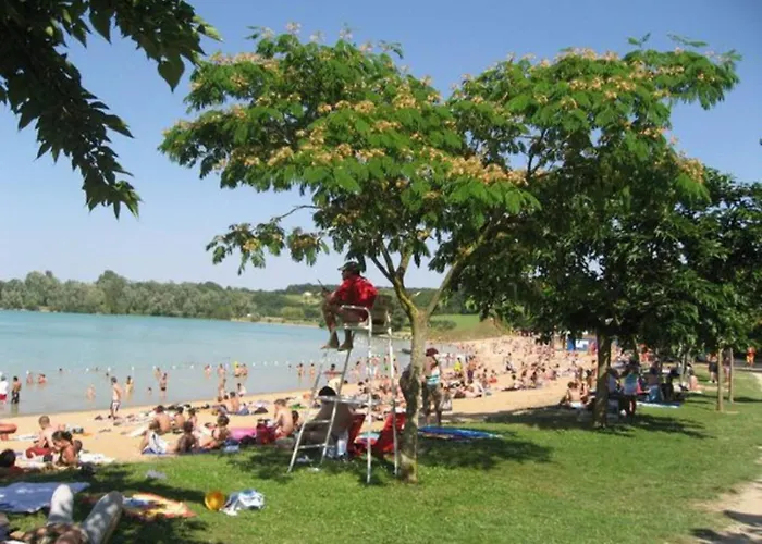 Les Du Chaix * Dissay