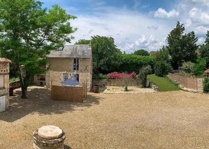 Les Du Chaix 度假居 Dissay